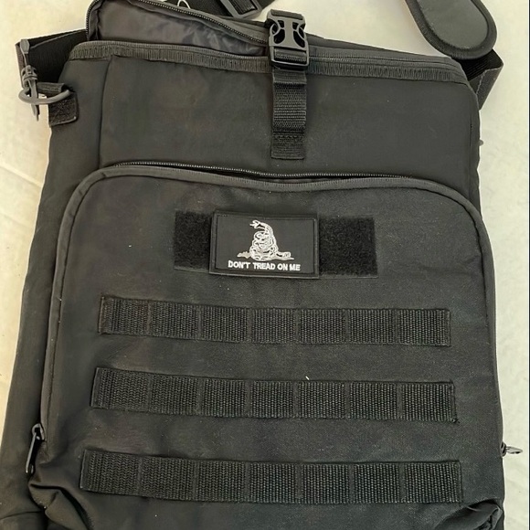 S.O.C. Tactical Laptop Bag (Sandpiper of California) - Picture 11 of 12